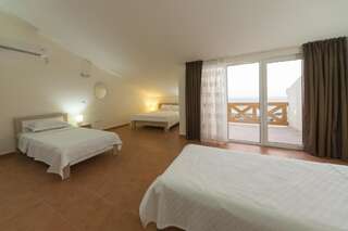 Апартаменты Berg Apartments Бар Апартаменты с 1 спальней, террасой и видом на море-20