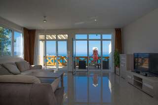 Апартаменты Berg Apartments Бар Апартаменты с 1 спальней, террасой и видом на море-28