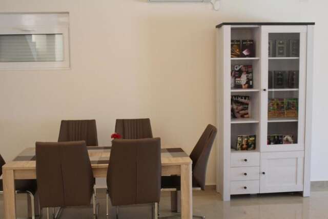 Апартаменты Berg Apartments Бар-60